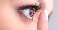 Should I wear contact lenses during the Coronavirus pandemic?